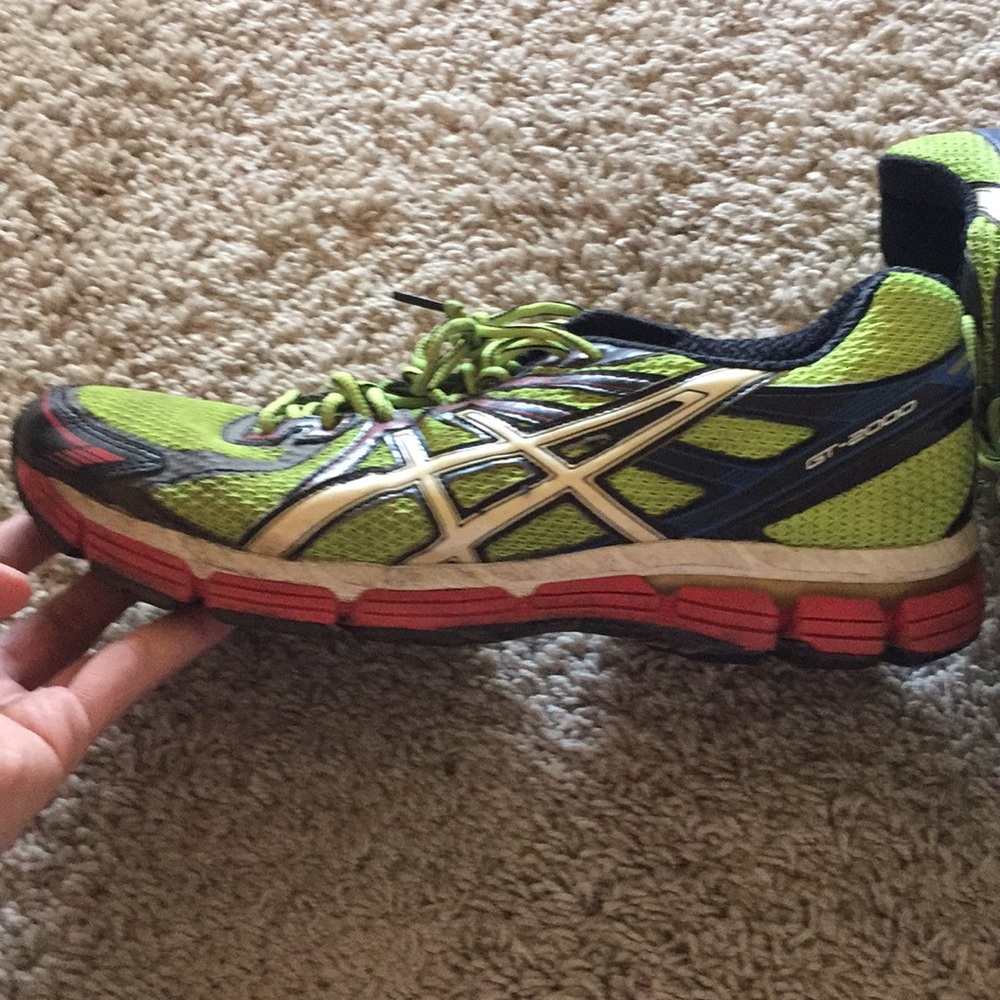 ASICS Running Shoes - Picture 7 of 8